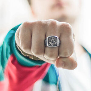 The official ring of the Masonic guild